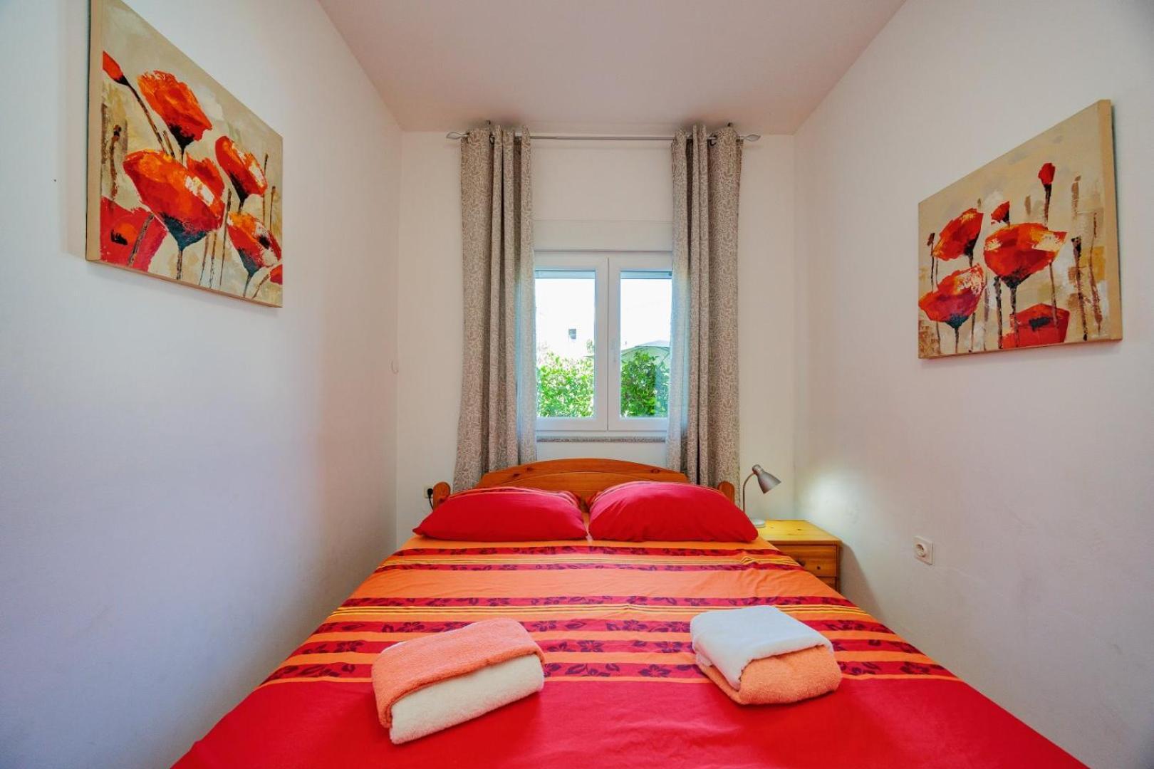 Crowonder Lucky Holiday House With Pool And Patio 30 Meters From The Beach Zadar Buitenkant foto